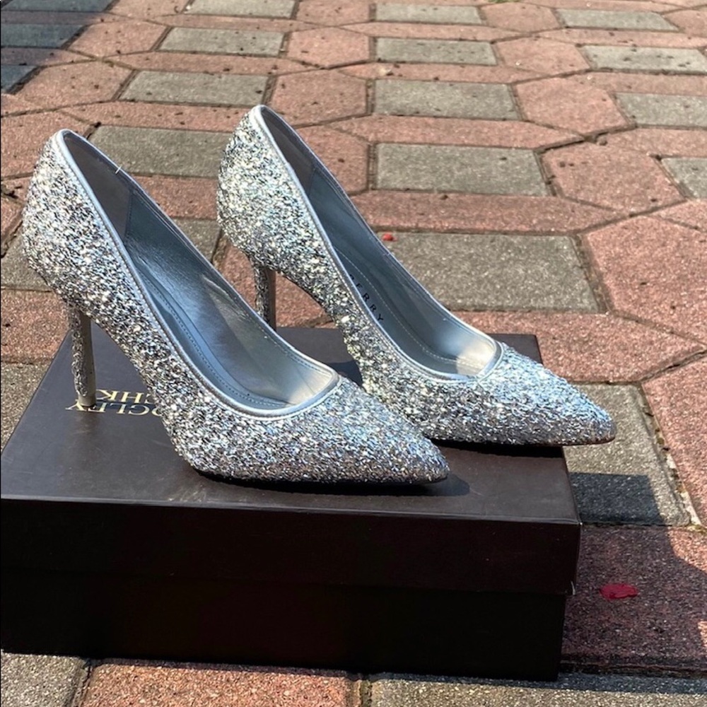 Katy Perry silver pumps. Brand new, Never worn!